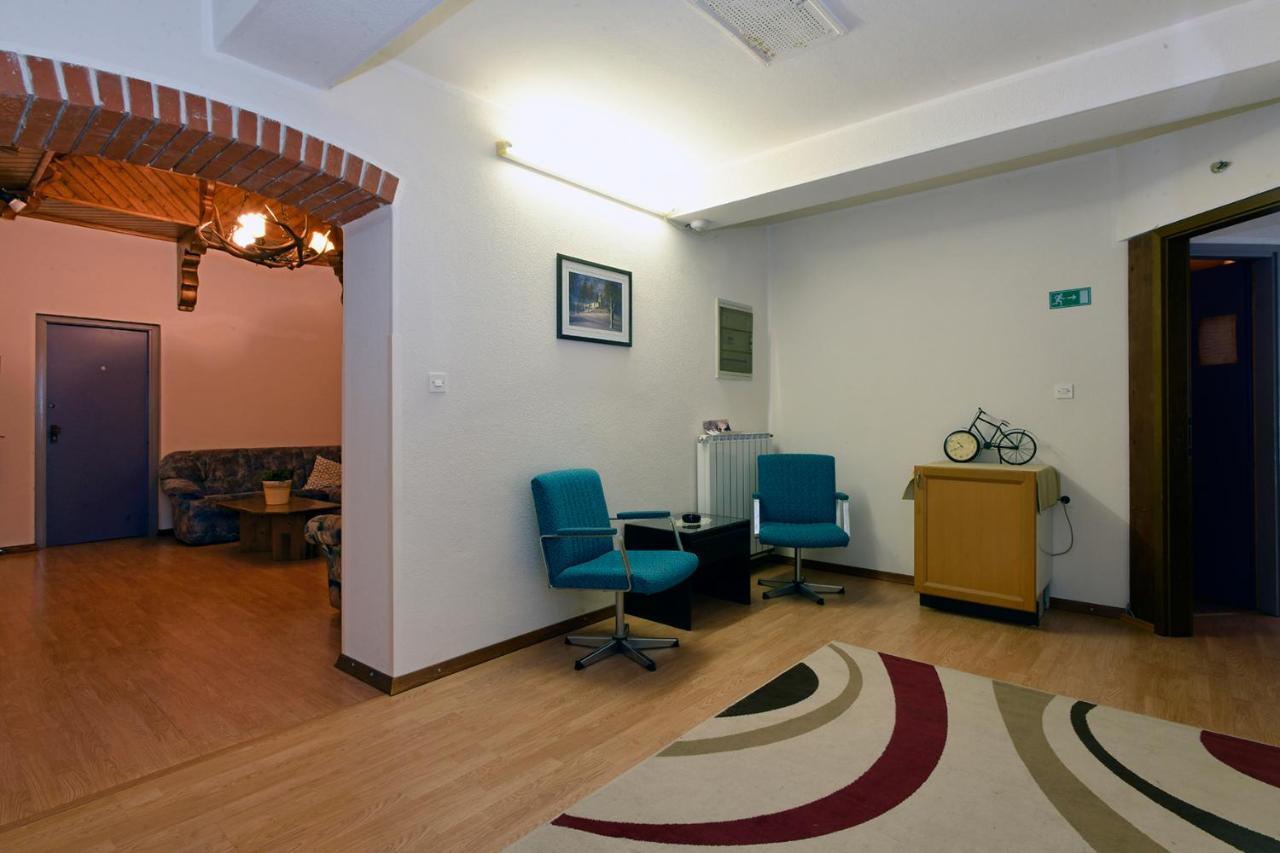 Gostilna Lokve Bed & Breakfast Bagian luar foto