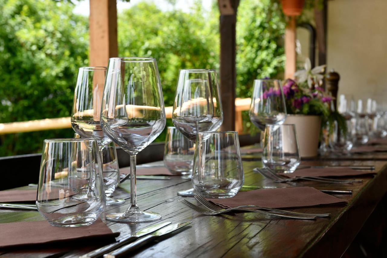 Gostilna Lokve Bed & Breakfast Bagian luar foto