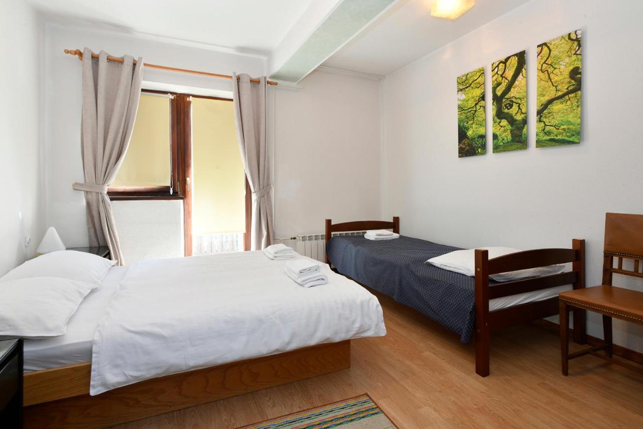 Gostilna Lokve Bed & Breakfast Bagian luar foto