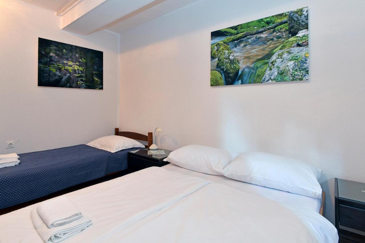 Gostilna Lokve Bed & Breakfast Bagian luar foto