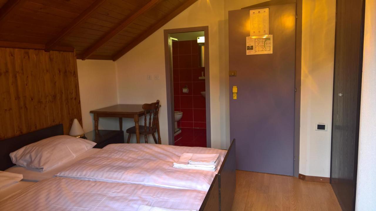 Gostilna Lokve Bed & Breakfast Bagian luar foto